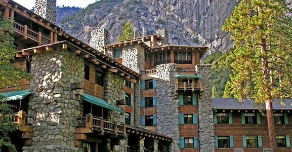 Yosemite Vintners Holidays
