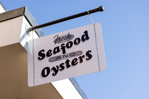 Livs Oyster Bar in Long Beach