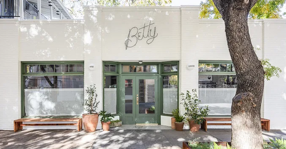 Betty Bar Sacramento